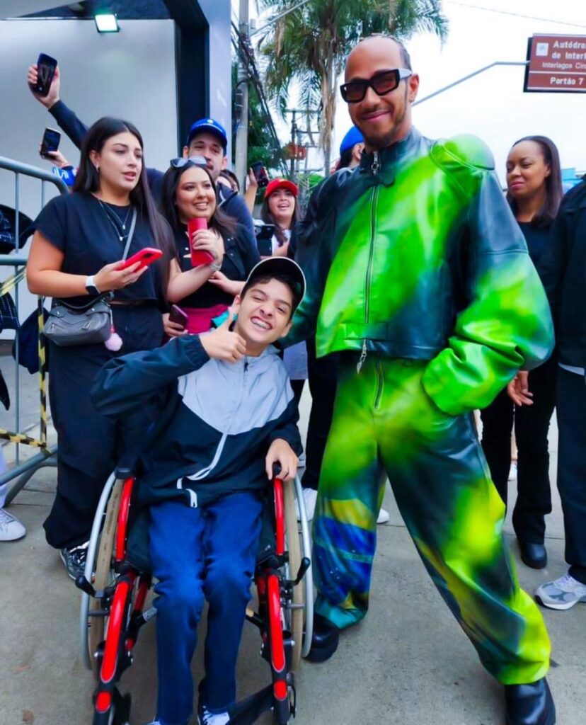 Cadu Campos e Lewis Hamilton: o reencontro que emocionou o GP de São Paulo 2025