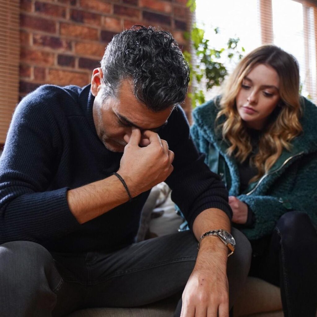 Iludida: Asya confronta Volkan e descobre novo plano do ex-marido